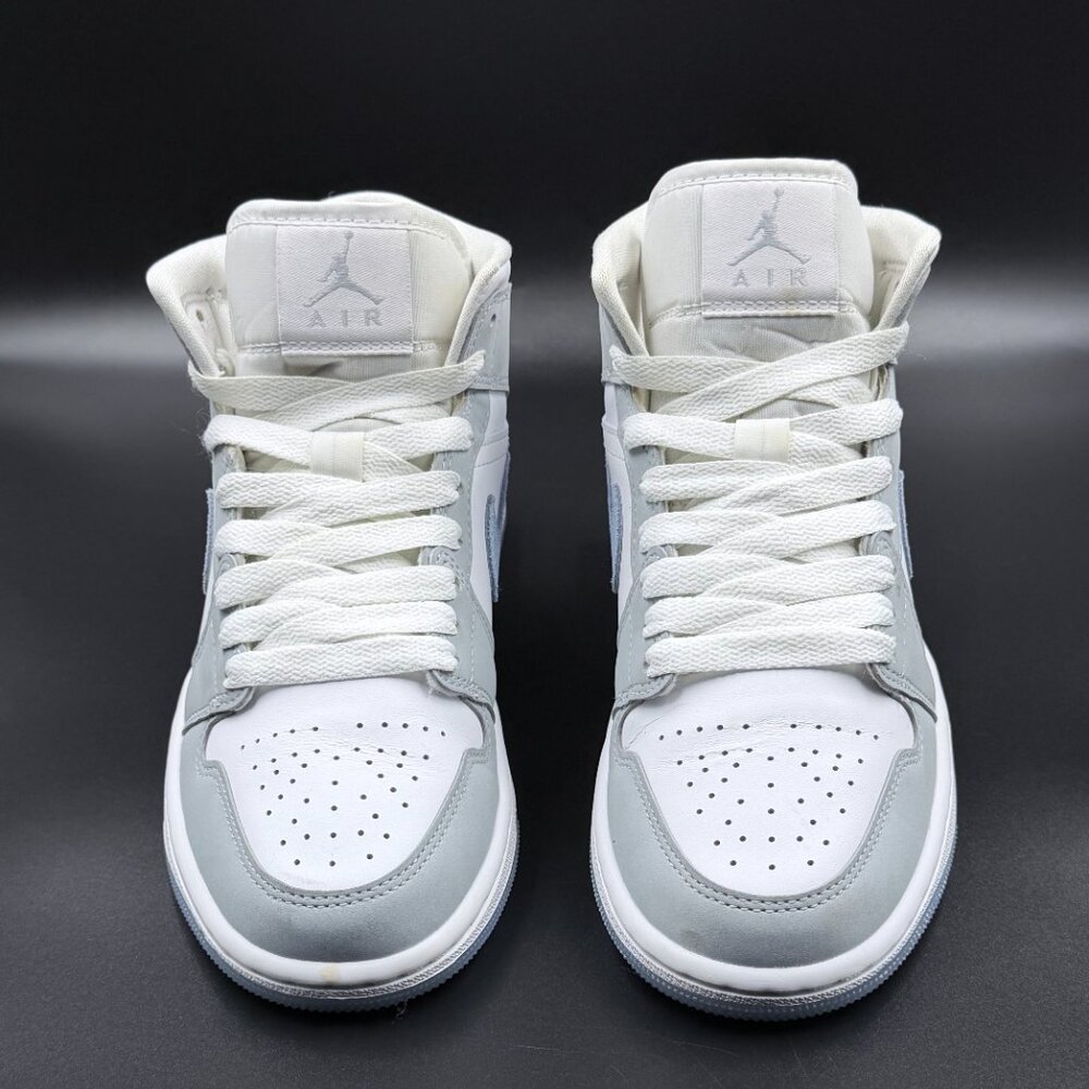 Wmns Air Jordan 1 Mid 'Wolf Grey Aluminum' - Picture 2 of 10